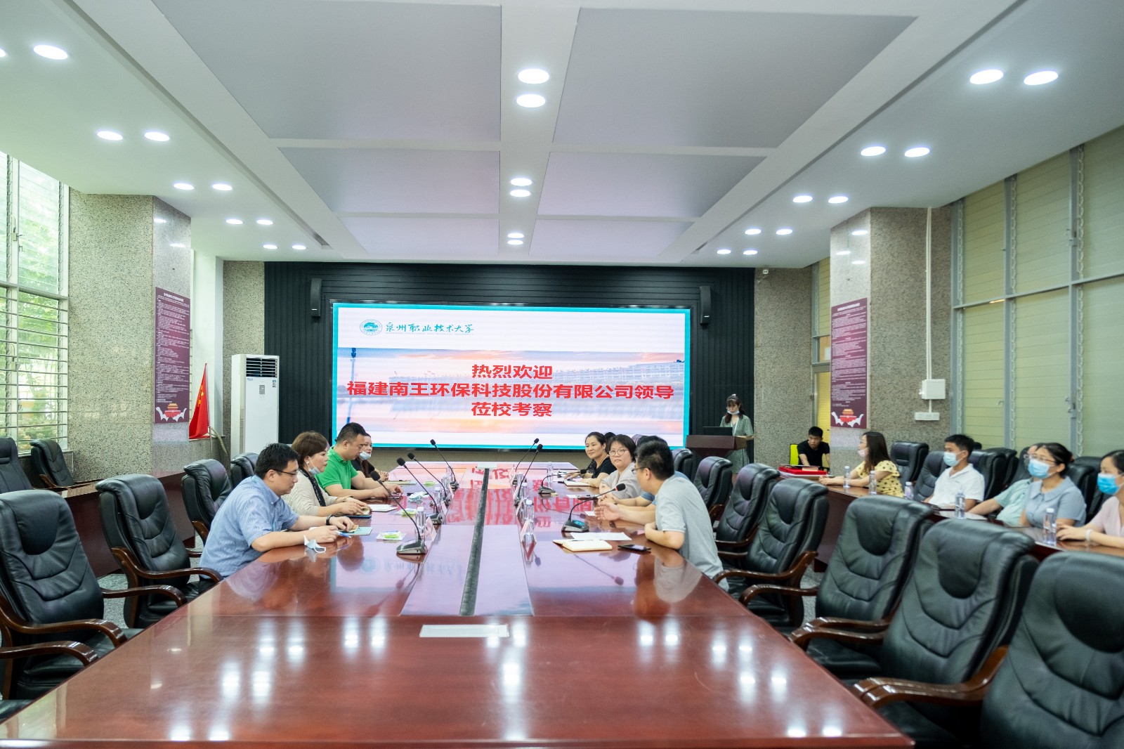 DSCF1041.jpg DSCF1041.jpg