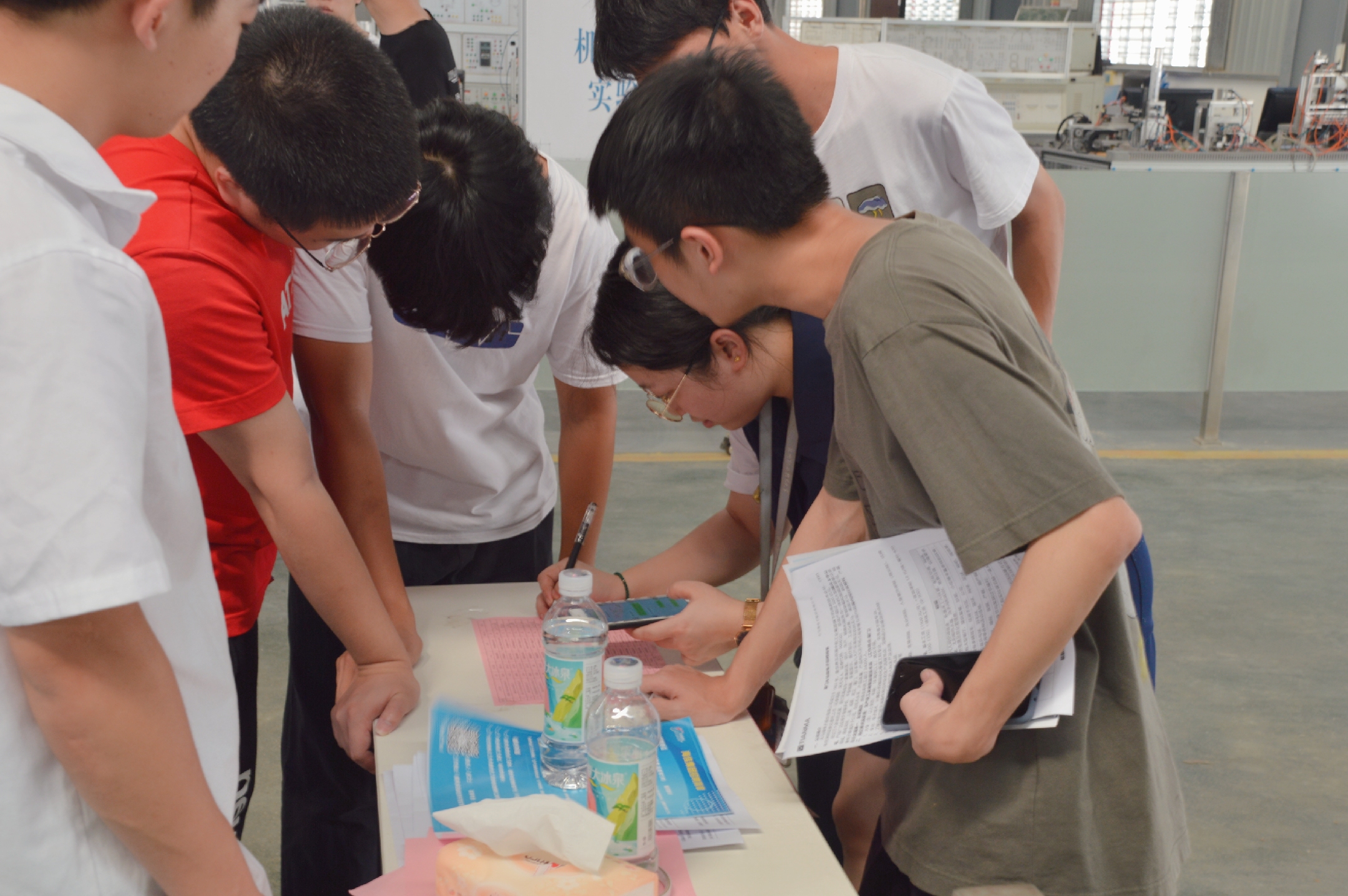 辅导员2.jpg 辅导员2.jpg