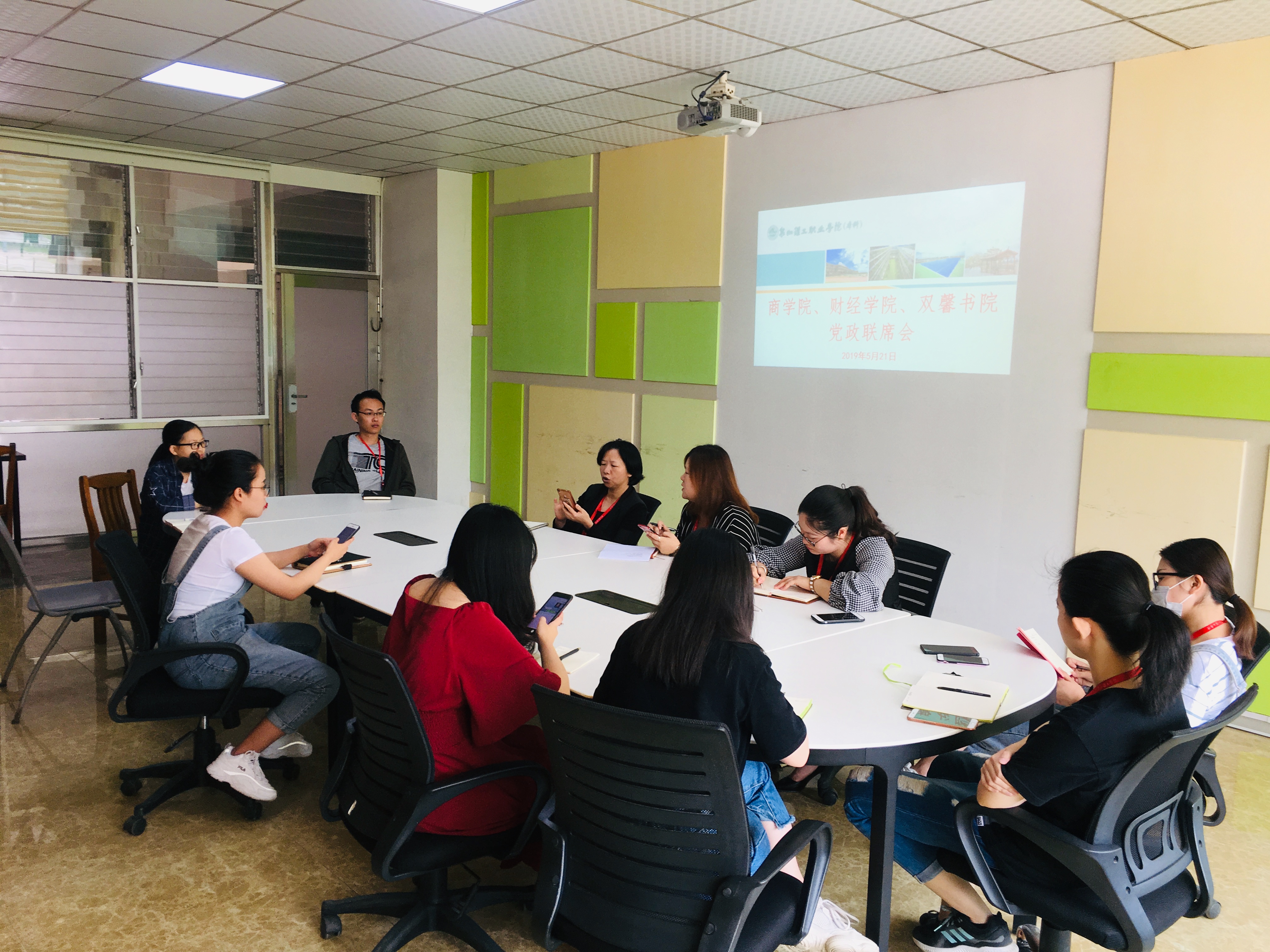 IMG_E4255.JPG IMG_E4255.JPG